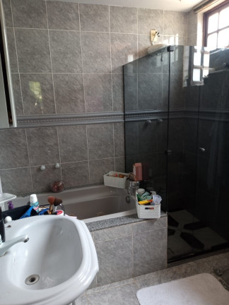 Imagem Casa com 3 Quartos à Venda, 300 m² em Caminho Das árvores - Salvador Imagem Casa com 3 Quartos à Venda, 300 m² em Caminho Das árvores - Salvador