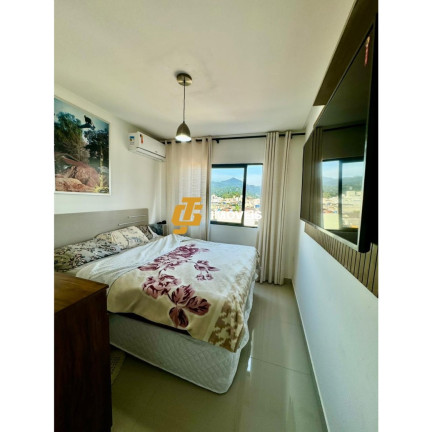 Imagem Apartamento com 2 Quartos à Venda, 47 m² em Santa Regina  - Camboriú