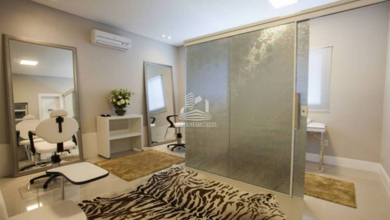 Imagem Apartamento com 3 Quartos para Alugar, 133 m² em Centro - Balneário Camboriú