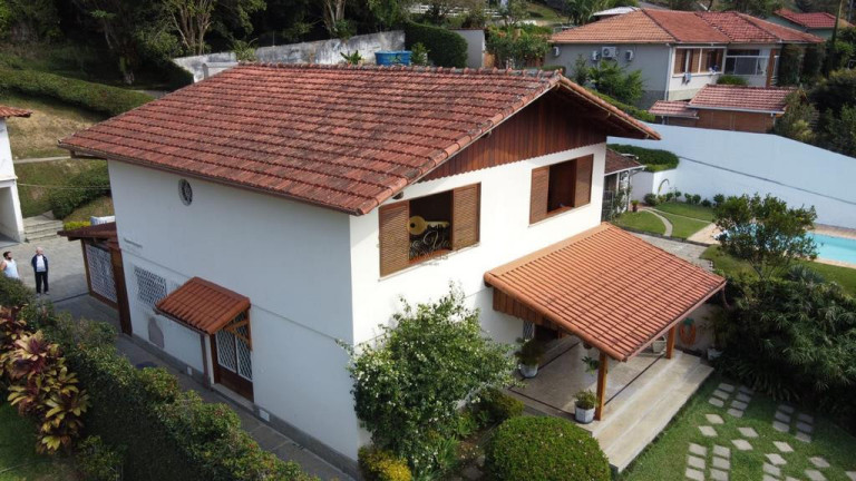 Imagem Casa com 3 Quartos à Venda, 270 m² em Bom Retiro - Teresópolis Imagem Casa com 3 Quartos à Venda, 270 m² em Bom Retiro - Teresópolis