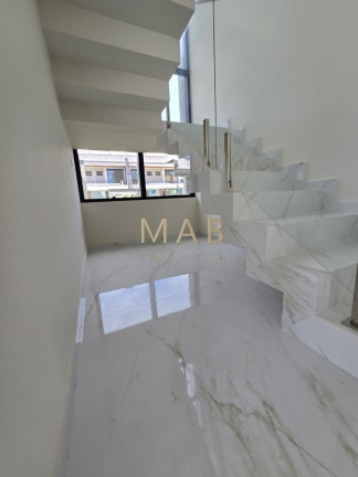 Imagem Casa com 3 Quartos à Venda, 206 m² em Ingleses Do Rio Vermelho - Florianópolis Imagem Casa com 3 Quartos à Venda, 206 m² em Ingleses Do Rio Vermelho - Florianópolis