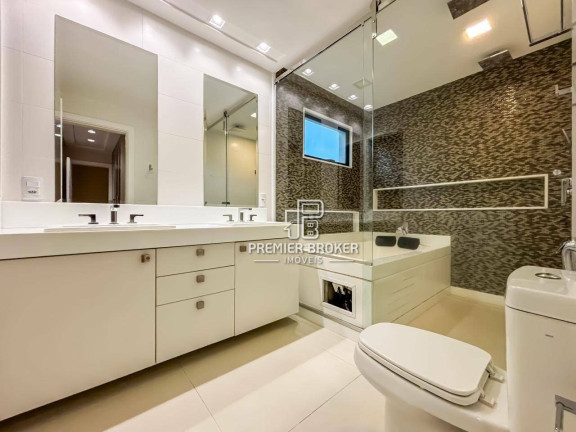 Imagem Cobertura com 4 Quartos à Venda, 330 m² em Várzea - Teresópolis Imagem Cobertura com 4 Quartos à Venda, 330 m² em Várzea - Teresópolis