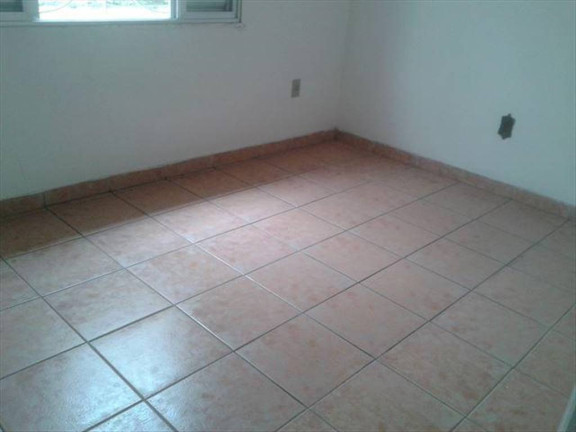 Imagem Sobrado com 4 Quartos à Venda, 200 m² em Vila Cascatinha - Sao Vicente
