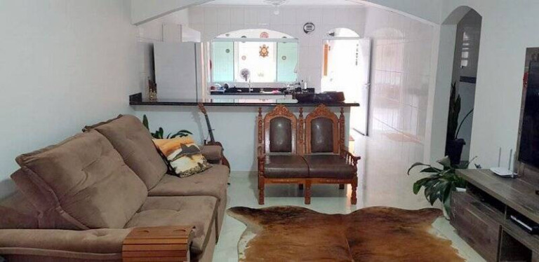 Imagem Casa com 3 Quartos à Venda, 250 m² em Oásis - Peruíbe