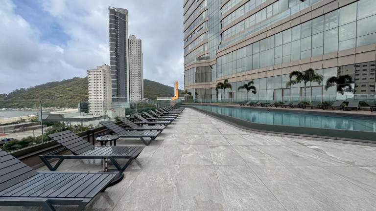 Imagem Apartamento com 3 Quartos à Venda, 160 m² em Pioneiros - Balneário Camboriú Imagem Apartamento com 3 Quartos à Venda, 160 m² em Pioneiros - Balneário Camboriú