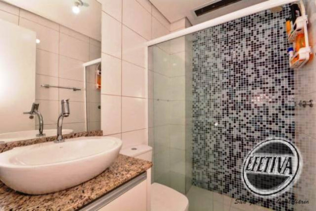 Imagem Casa com 4 Quartos à Venda, 372 m² em Guabirotuba - Curitiba