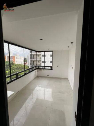 Imagem Apartamento com 4 Quartos à Venda, 227 m² em Moema - São Paulo Imagem Apartamento com 4 Quartos à Venda, 227 m² em Moema - São Paulo