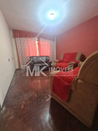 Imagem Casa com 3 Quartos à Venda, 220 m² em Capão Da Imbuia - Curitiba