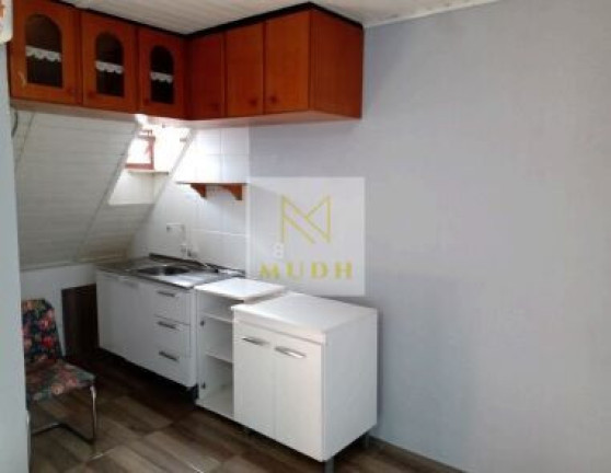 Imagem Kitnet com 1 Quarto à Venda, 24 m² em Glória - Porto Alegre