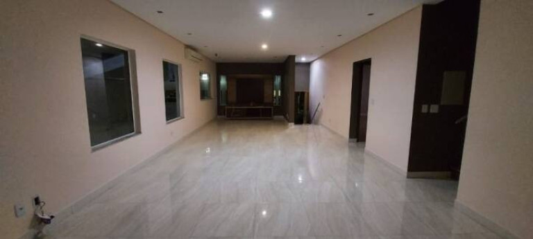Imagem Casa com 3 Quartos à Venda, 469 m² em Piracangaguá - Taubaté