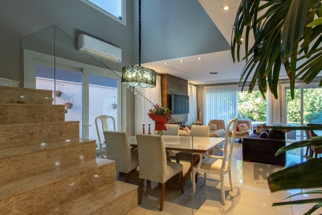 Imagem Imóvel com 4 Quartos à Venda, 219 m² em Belém Novo - Porto Alegre Imagem Imóvel com 4 Quartos à Venda, 219 m² em Belém Novo - Porto Alegre