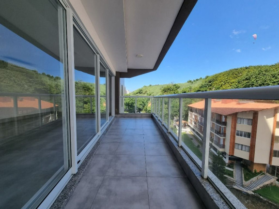 Apartamento com 3 Quartos à Venda, 146 m² em Astúrias - Guarujá
