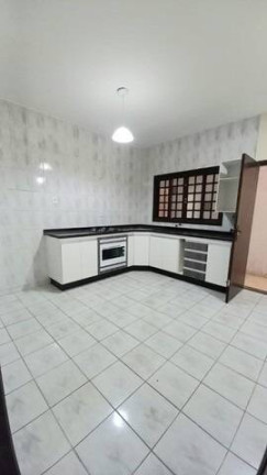 Imagem Casa com 2 Quartos à Venda, 250 m² em Parque São Luís - Taubaté