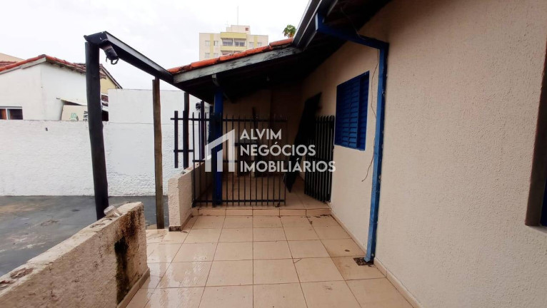 Imagem Casa com 2 Quartos para Alugar, 310 m² em Jardim Maringá - São José Dos Campos