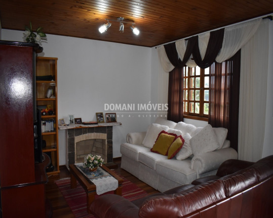 Imagem Imóvel com 3 Quartos à Venda, 124 m² em Região De Capivari - Campos Do Jordão Imagem Imóvel com 3 Quartos à Venda, 124 m² em Região De Capivari - Campos Do Jordão