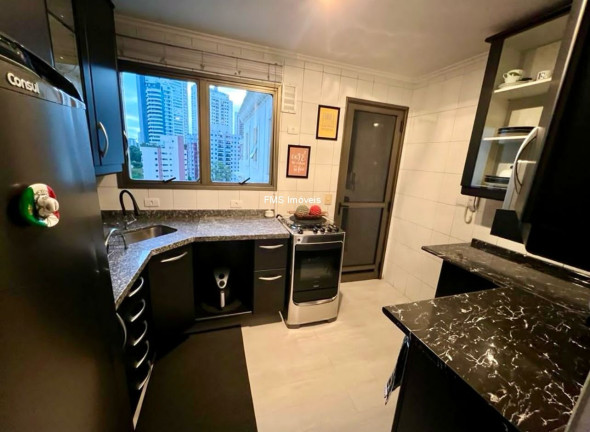 Imagem Imóvel com 3 Quartos à Venda, 220 m² em Vila Andrade - São Paulo