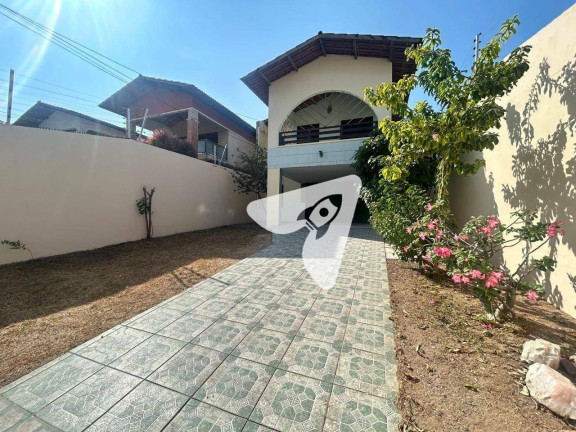 Casa com 4 Quartos à Venda, 180 m² em Sapiranga - Fortaleza