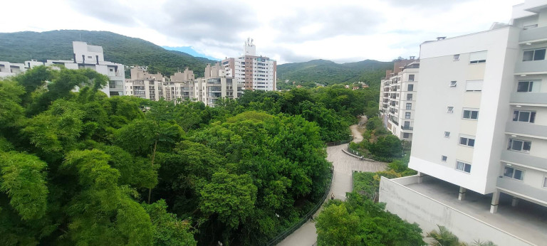 Apartamento com 2 Quartos à Venda, 71 m² em Córrego Grande - Florianópolis