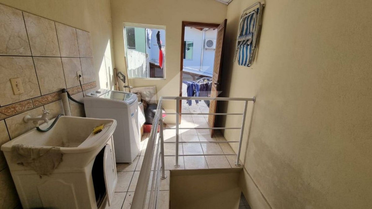 Imagem Casa com 2 Quartos à Venda, 135 m² em São João - Itajaí Imagem Casa com 2 Quartos à Venda, 135 m² em São João - Itajaí