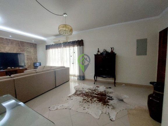 Imagem Casa com 3 Quartos à Venda, 236 m² em Campo Grande - Santos