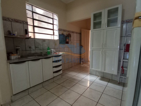 Casa com 2 Quartos à Venda, 158 m² em Vila Tibério - Ribeirão Preto