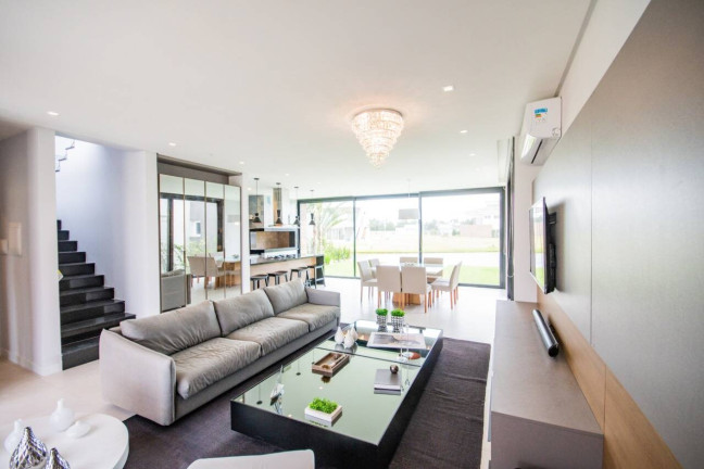 Imagem Casa com 4 Quartos à Venda, 360 m² em Rainha Do Mar - Xangri-lá Imagem Casa com 4 Quartos à Venda, 360 m² em Rainha Do Mar - Xangri-lá