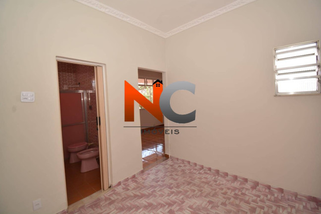 Imagem Casa com 2 Quartos à Venda, 200 m² em Marechal Hermes - Rio De Janeiro Imagem Casa com 2 Quartos à Venda, 200 m² em Marechal Hermes - Rio De Janeiro