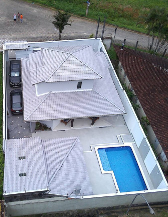 Imagem Casa com 3 Quartos à Venda, 200 m² em Cocanha - Caraguatatuba