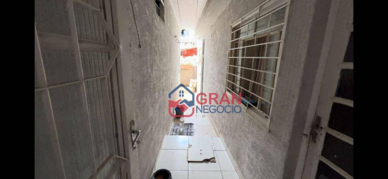Imagem Casa com 3 Quartos à Venda, 186 m² em Alto Boqueirão - Curitiba Imagem Casa com 3 Quartos à Venda, 186 m² em Alto Boqueirão - Curitiba