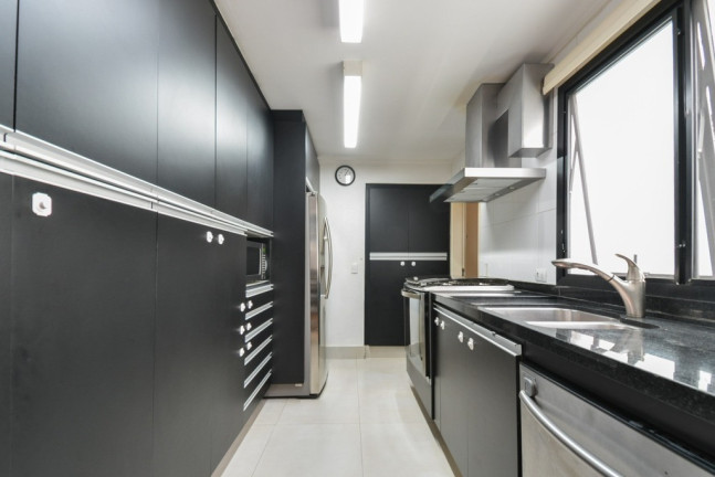 Imagem Apartamento com 4 Quartos à Venda, 172 m² em Moema - São Paulo Imagem Apartamento com 4 Quartos à Venda, 172 m² em Moema - São Paulo
