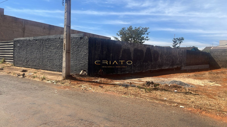 Terreno à Venda, 883 m² em Residencial Alfredo Abrahão - Anápolis