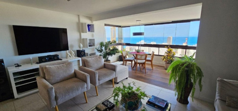 Imagem Imóvel com 4 Quartos à Venda, 162 m² em Jardim Apipema - Salvador