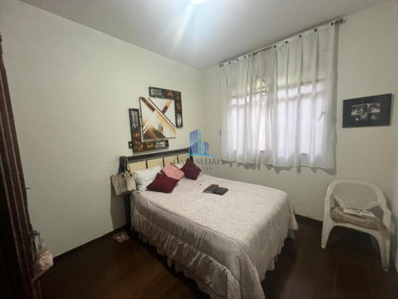 Imagem Casa com 7 Quartos à Venda, 360 m² em Amazonas - Contagem