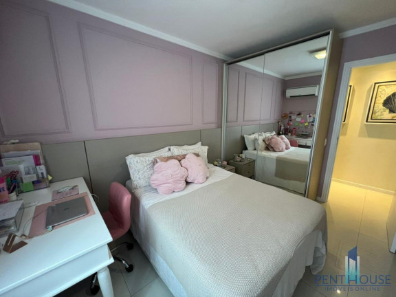 Imagem Apartamento com 4 Quartos à Venda, 141 m² em Centro - Balneário Camboriú Imagem Apartamento com 4 Quartos à Venda, 141 m² em Centro - Balneário Camboriú
