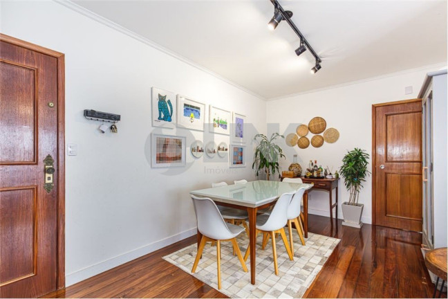 Imagem Apartamento com 3 Quartos à Venda, 109 m² em Auxiliadora - Porto Alegre Imagem Apartamento com 3 Quartos à Venda, 109 m² em Auxiliadora - Porto Alegre