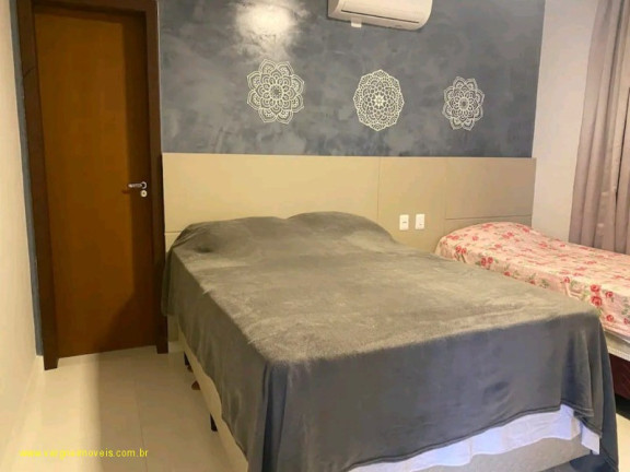 Imagem Casa com 5 Quartos à Venda, 330 m² em Centro - Camaçari