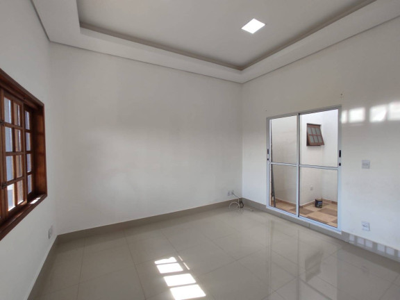 Imagem Casa com 3 Quartos à Venda, 250 m² em Jardim Vista Alegre - Bragança Paulista Imagem Casa com 3 Quartos à Venda, 250 m² em Jardim Vista Alegre - Bragança Paulista