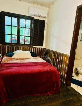 Imagem Casa com 4 Quartos à Venda, 220 m² em Mata Paca - Niterói Imagem Casa com 4 Quartos à Venda, 220 m² em Mata Paca - Niterói