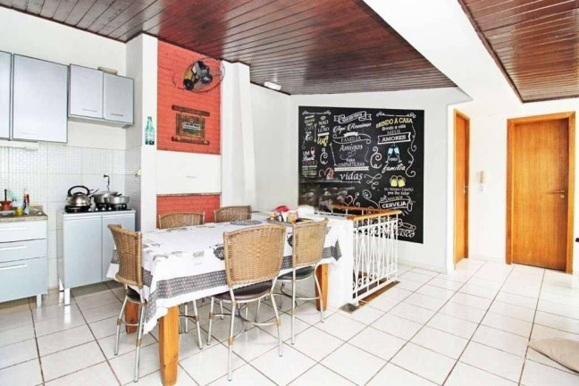 Imagem Apartamento com 2 Quartos à Venda, 126 m² em Santana - Porto Alegre