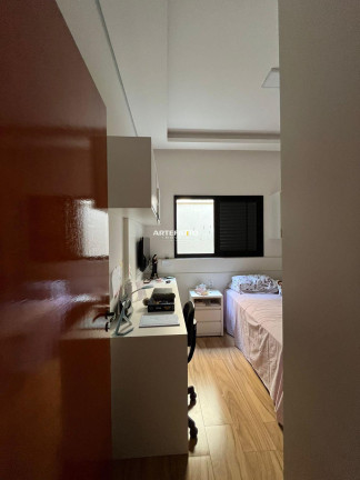Imagem Casa com 3 Quartos à Venda, 192 m²