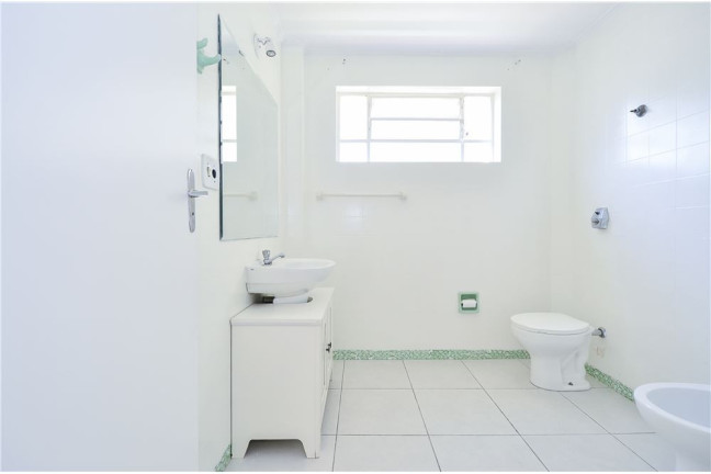 Imagem Imóvel com 2 Quartos à Venda, em Vila Madalena - São Paulo Imagem Imóvel com 2 Quartos à Venda, em Vila Madalena - São Paulo