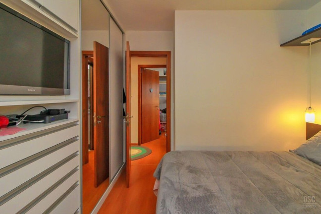Imagem Apartamento com 2 Quartos à Venda, 60 m² em Cristal - Porto Alegre