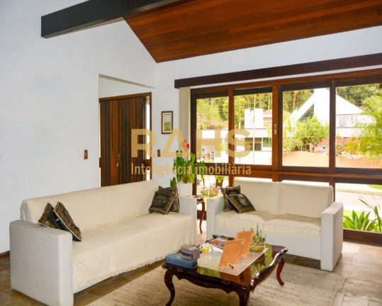 Imagem Casa de Condomínio com 4 Quartos à Venda, 460 m² em Saguaçu - Joinville Imagem Casa de Condomínio com 4 Quartos à Venda, 460 m² em Saguaçu - Joinville