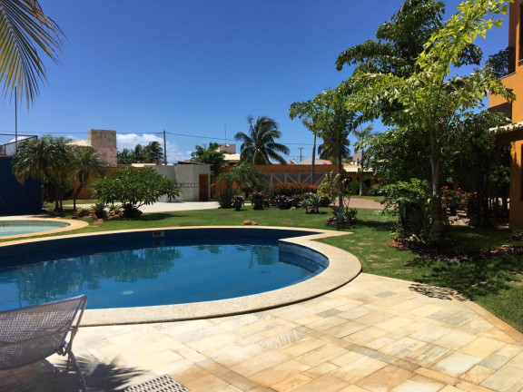Casa com 8 Quartos à Venda, 1.172 m² em Guarajuba - Camaçari