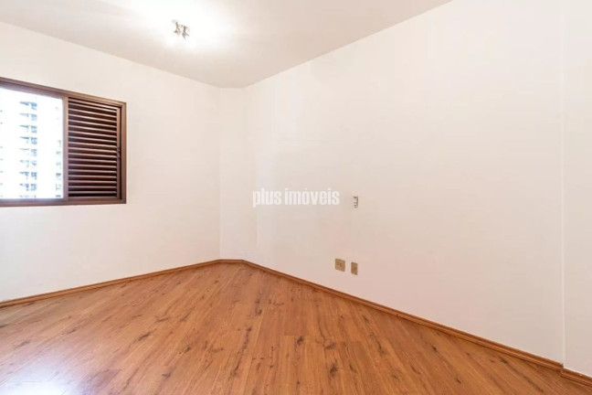 Imagem Apartamento com 3 Quartos à Venda, 100 m² em Moema - São Paulo Imagem Apartamento com 3 Quartos à Venda, 100 m² em Moema - São Paulo