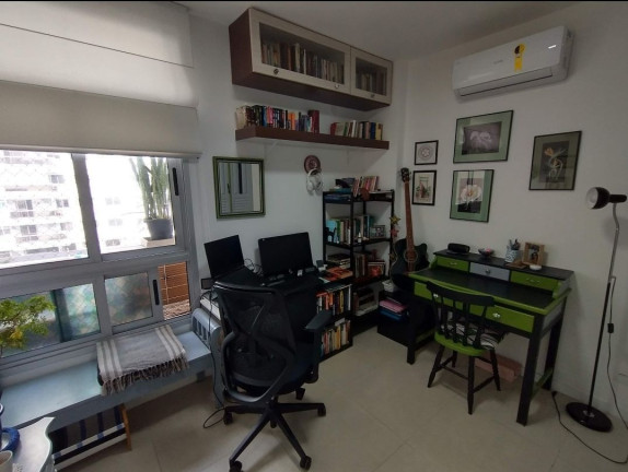 Imagem Apartamento com 2 Quartos à Venda, 110 m² em Icaraí - Niterói