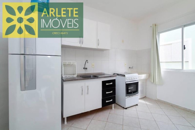 Imagem Apartamento com 2 Quartos para Alugar ou Temporada, 65 m² em Centro - Bombinhas Imagem Apartamento com 2 Quartos para Alugar ou Temporada, 65 m² em Centro - Bombinhas