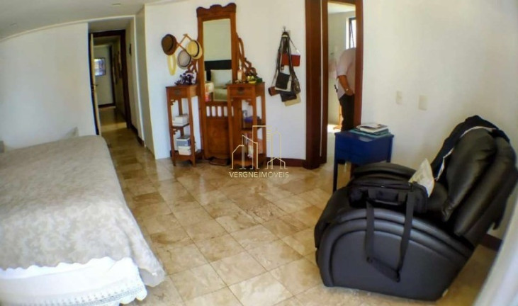 Imagem Imóvel com 4 Quartos à Venda, 492 m² em Pituba - Salvador Imagem Imóvel com 4 Quartos à Venda, 492 m² em Pituba - Salvador