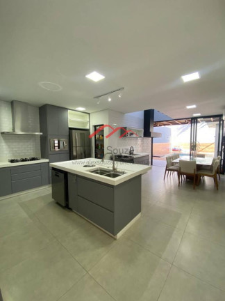 Imagem Casa com 5 Quartos à Venda, 288 m² em Swiss Park - Campinas