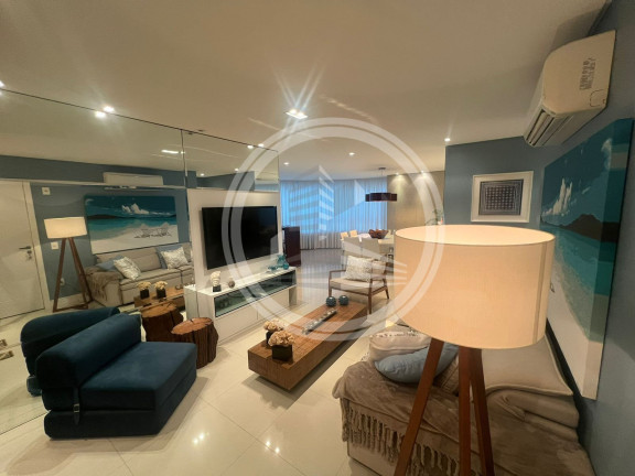 Apartamento com 3 Quartos à Venda, 128 m² em Pioneiros - Balneário Camboriú
